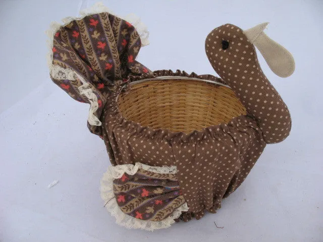 3pcs NEW AVON THANKSGIVING DAY TURKEY Bamboo BASKET CONTAINERS Holiday Season Home Decors Decorations